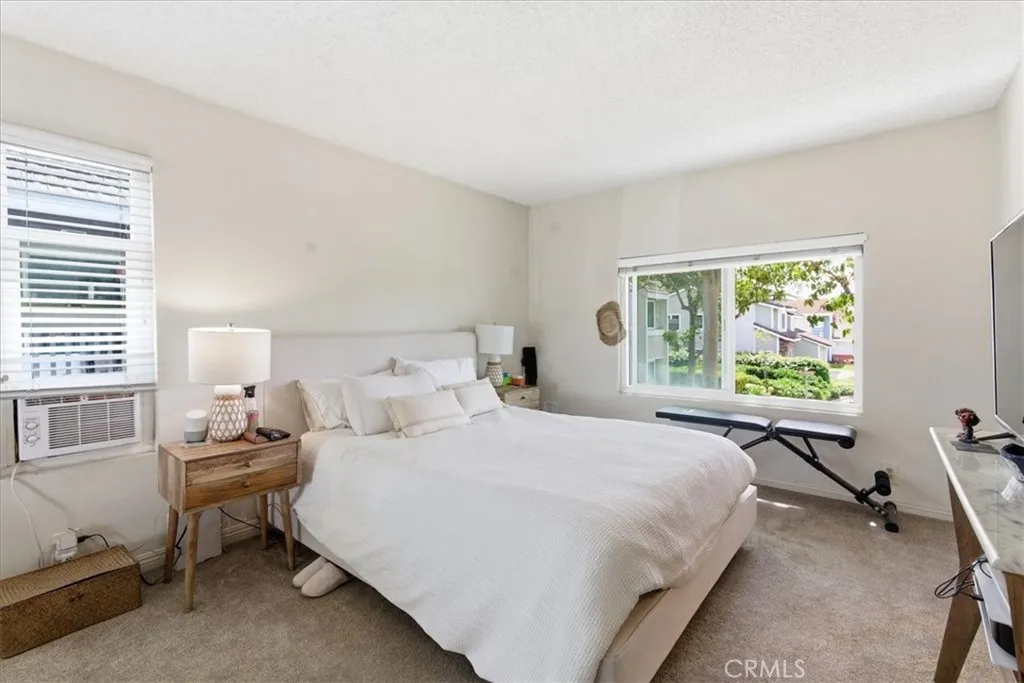 Additional image 42 of 44 Fallbrook, Irvine, CA 92604