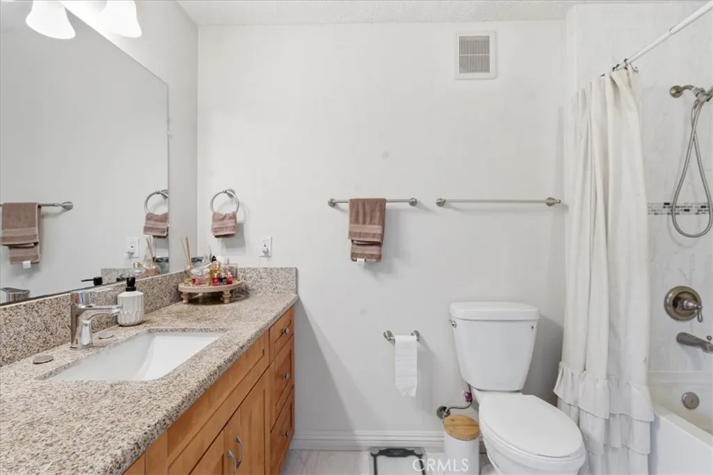 Additional image 45 of 44 Fallbrook, Irvine, CA 92604