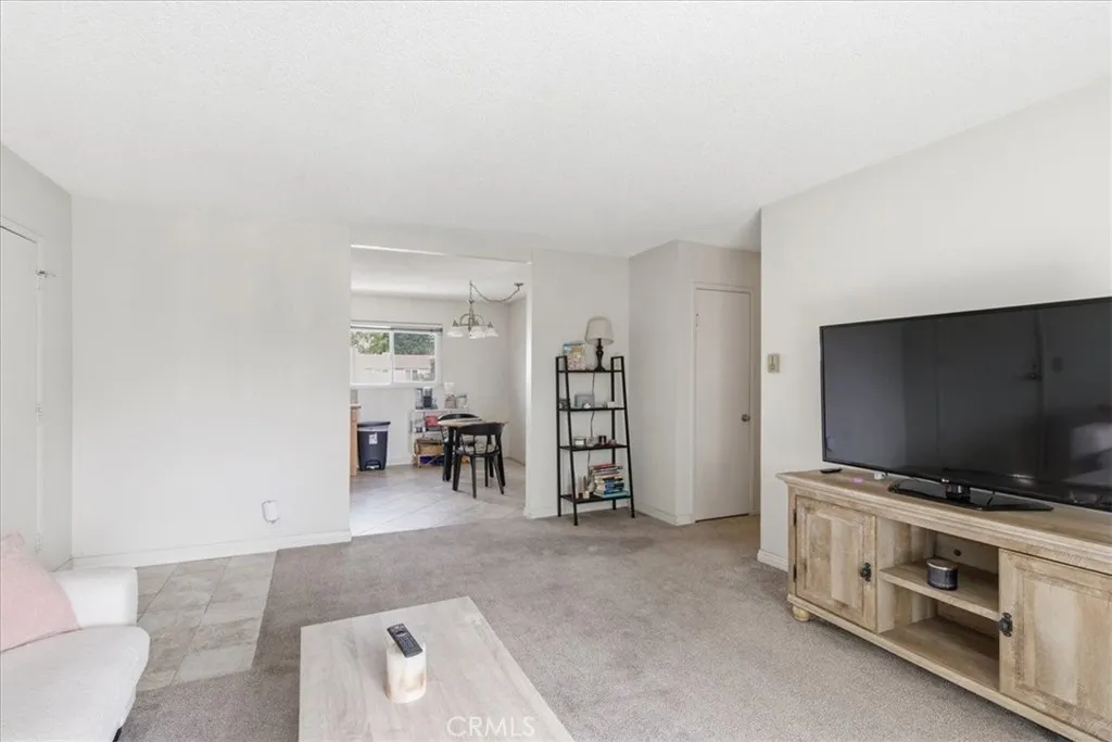 Additional image 33 of 44 Fallbrook, Irvine, CA 92604