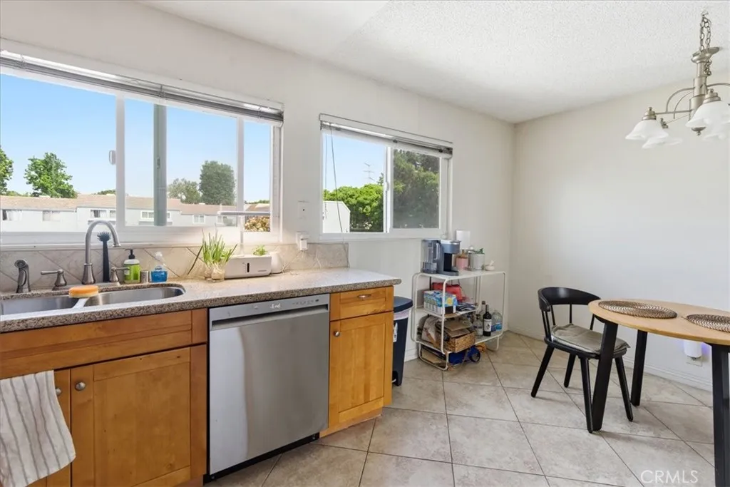 Additional image 10 of 44 Fallbrook, Irvine, CA 92604