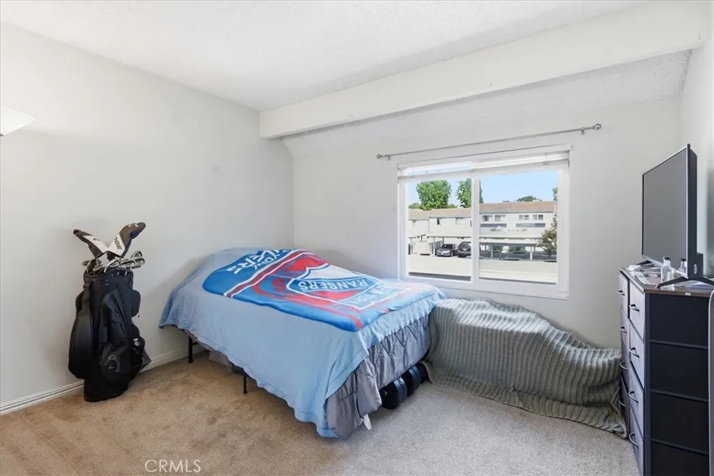 Additional image 13 of 44 Fallbrook, Irvine, CA 92604