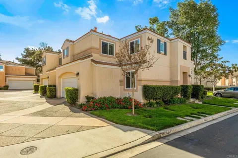832 Caminito Estrella, Chula Vista, CA MLS: PTP2501618