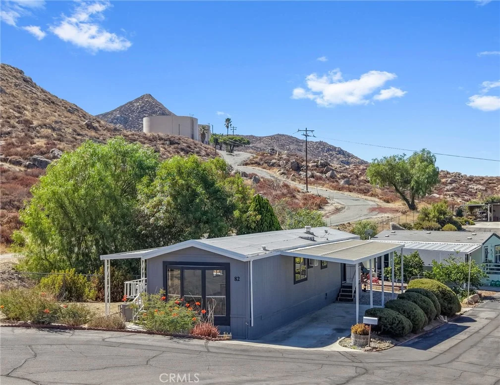 1700 S State St Unit 82, Hemet, CA 92543 photo 3