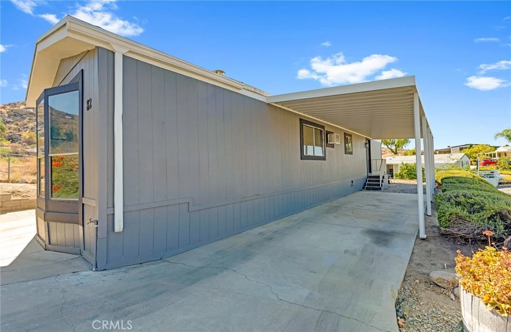 1700 S State St Unit 82, Hemet, CA 92543 photo 5