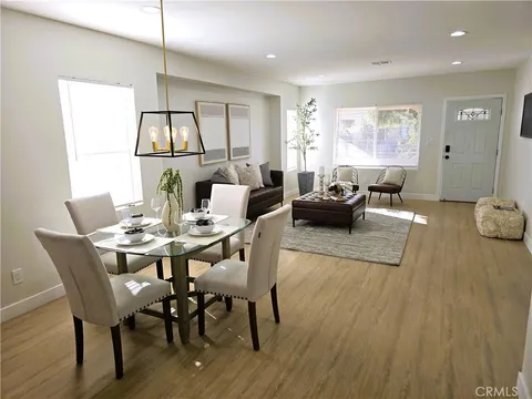 7040 3rd Avenue, Los Angeles, CA MLS: CV25059758