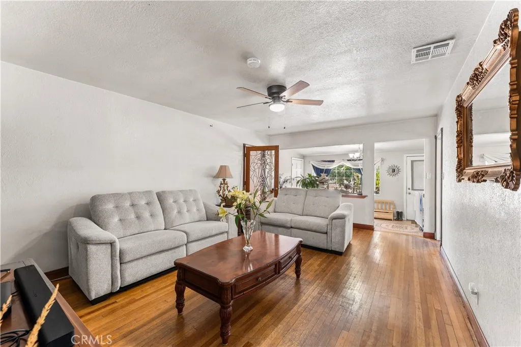 Additional image 88 of 13007 Glenoaks Boulevard, Sylmar, CA 91342
