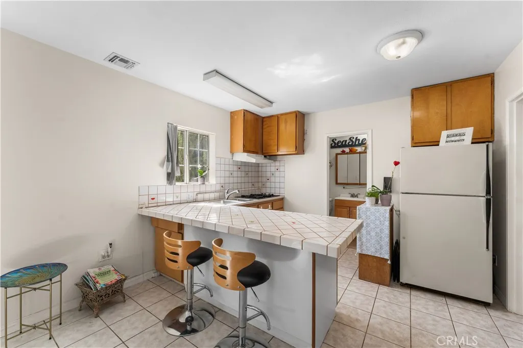Additional image 36 of 13007 Glenoaks Boulevard, Sylmar, CA 91342