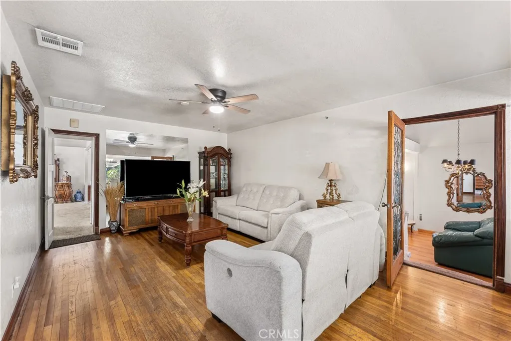 Additional image 15 of 13007 Glenoaks Boulevard, Sylmar, CA 91342