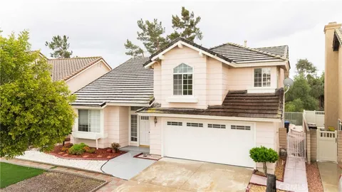 39992 Milkwood Lane, Murrieta, CA MLS: SW25075778