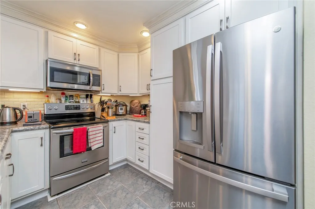 Additional image 13 of 17586 Lebanon Cir, Irvine, CA 92614