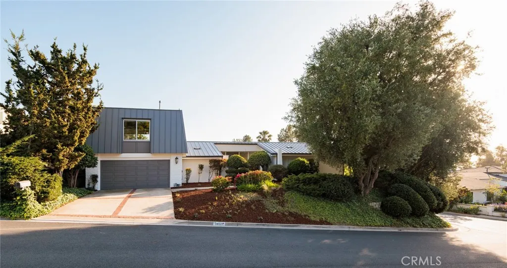1452 Cloyden Road, North Tustin, CA 92705