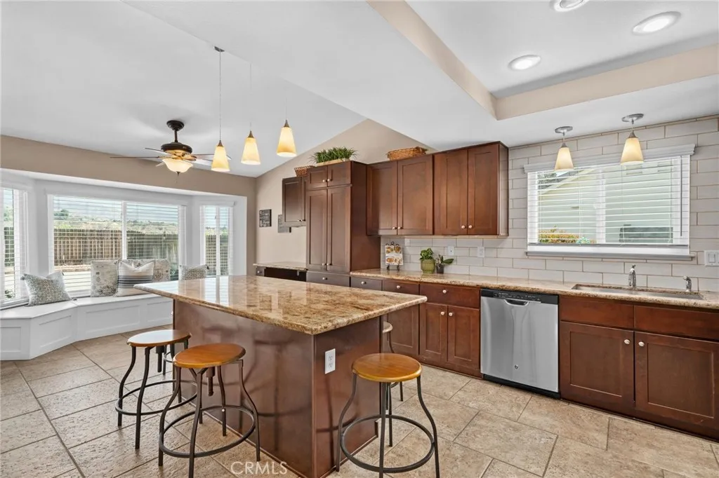 Additional image 14 of 6871 Grove Avenue, Highland, CA 92346