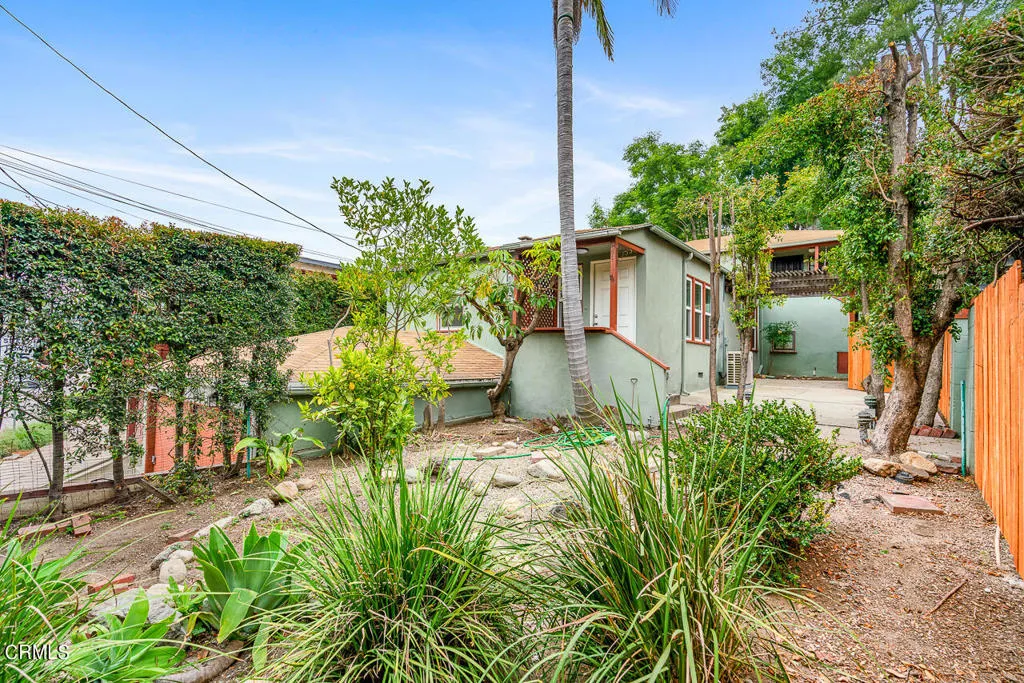 2617 Glendale Boulevard, Los Angeles, CA 90039