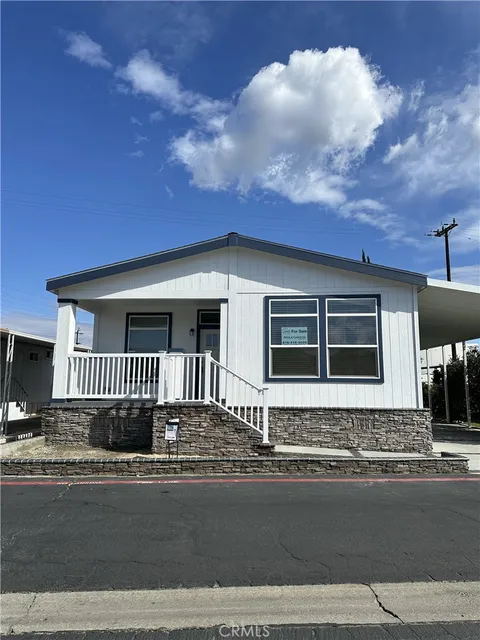 21500 Lassen Street Unit 89, Chatsworth, CA MLS: OC25100671