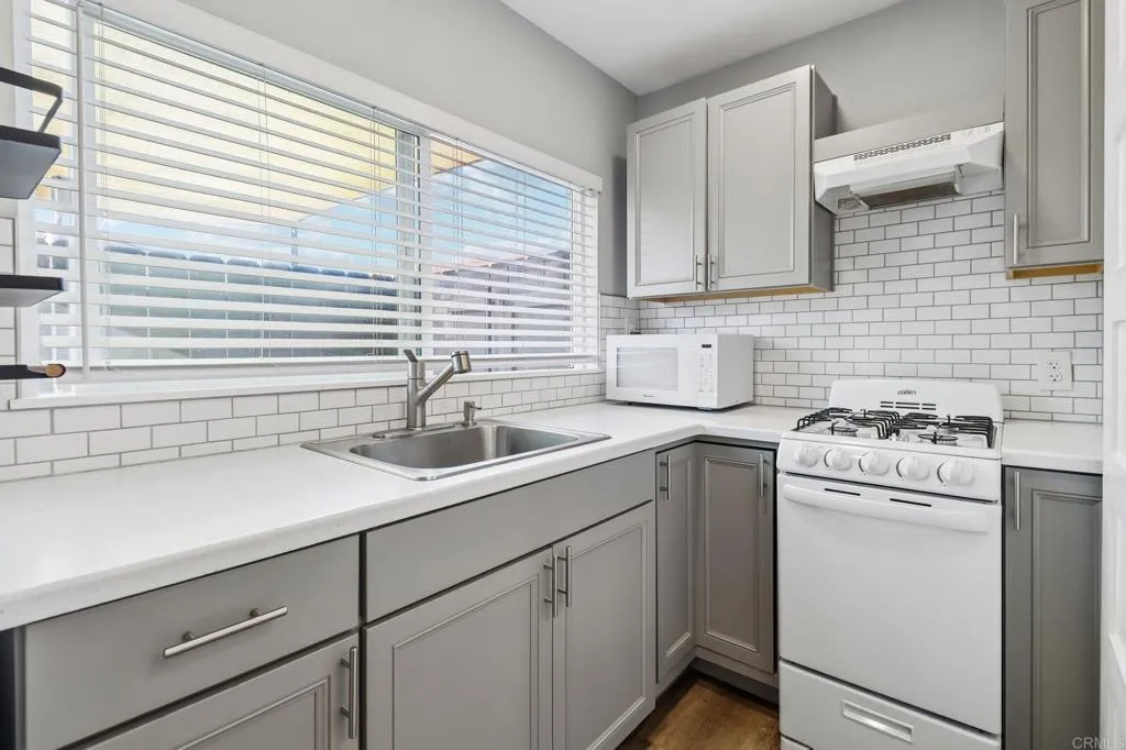 Additional image 86 of 2852 Yvonne St, Oceanside, CA 92056