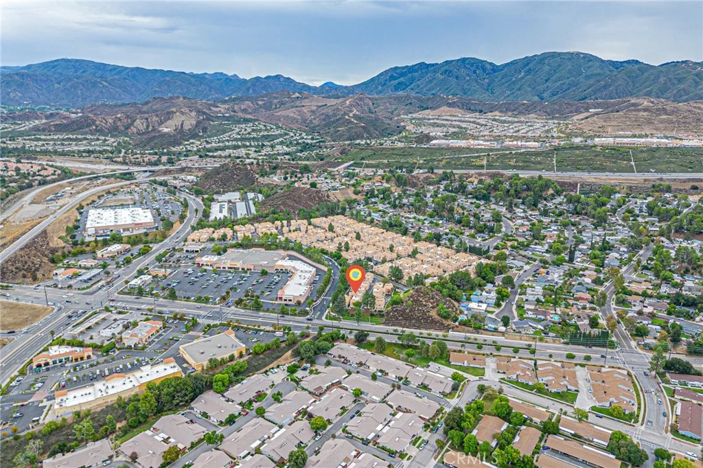18862 Vista Del Canon Unit G, Newhall, CA 91321