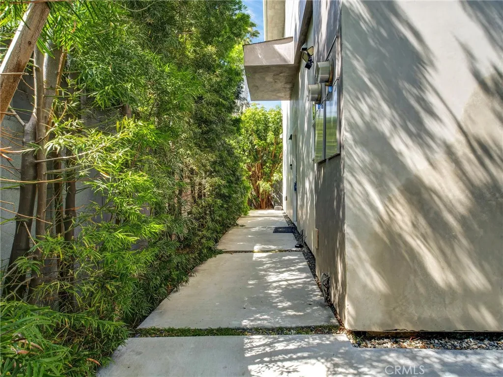 Additional image 79 of 2957 Midvale Ave, Los Angeles, CA 90064