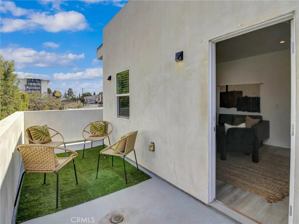 Additional image 93 of 2957 Midvale Ave, Los Angeles, CA 90064