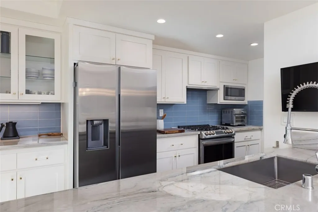 Additional image 46 of 1030 Palo Verde Avenue, Long Beach, CA 90815