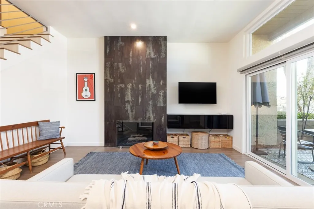 Additional image 38 of 1030 Palo Verde Avenue, Long Beach, CA 90815