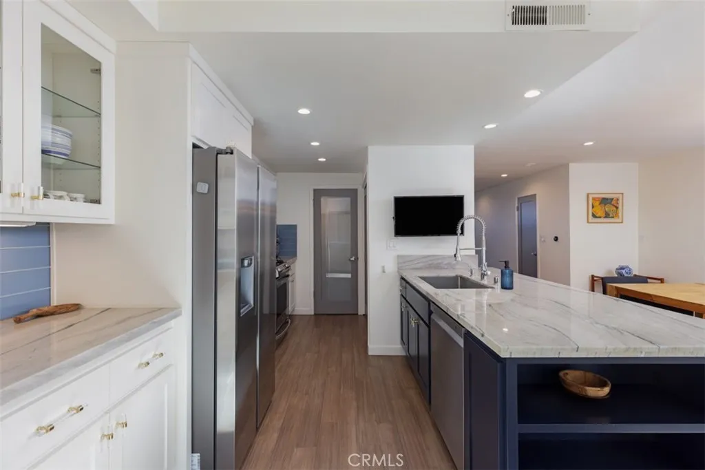 Additional image 10 of 1030 Palo Verde Avenue, Long Beach, CA 90815