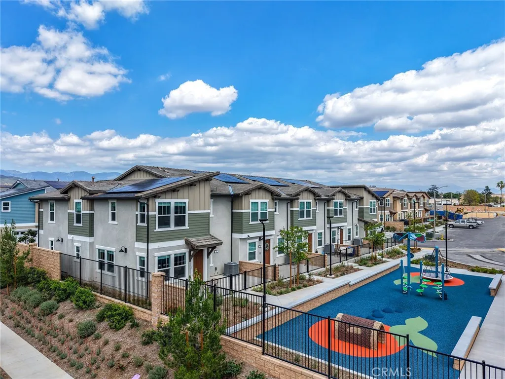 Additional image 36 of 6392 Sierra Vista Ln Unit 5, Fontana, CA 92336