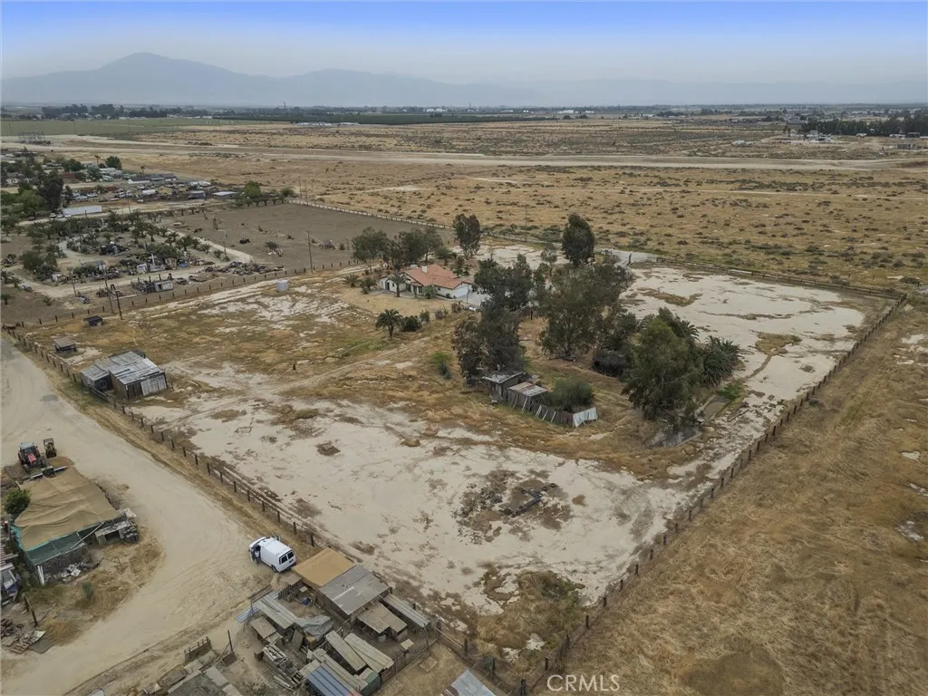Additional image 74 of 5504 E White Lane, Bakersfield, CA 93307