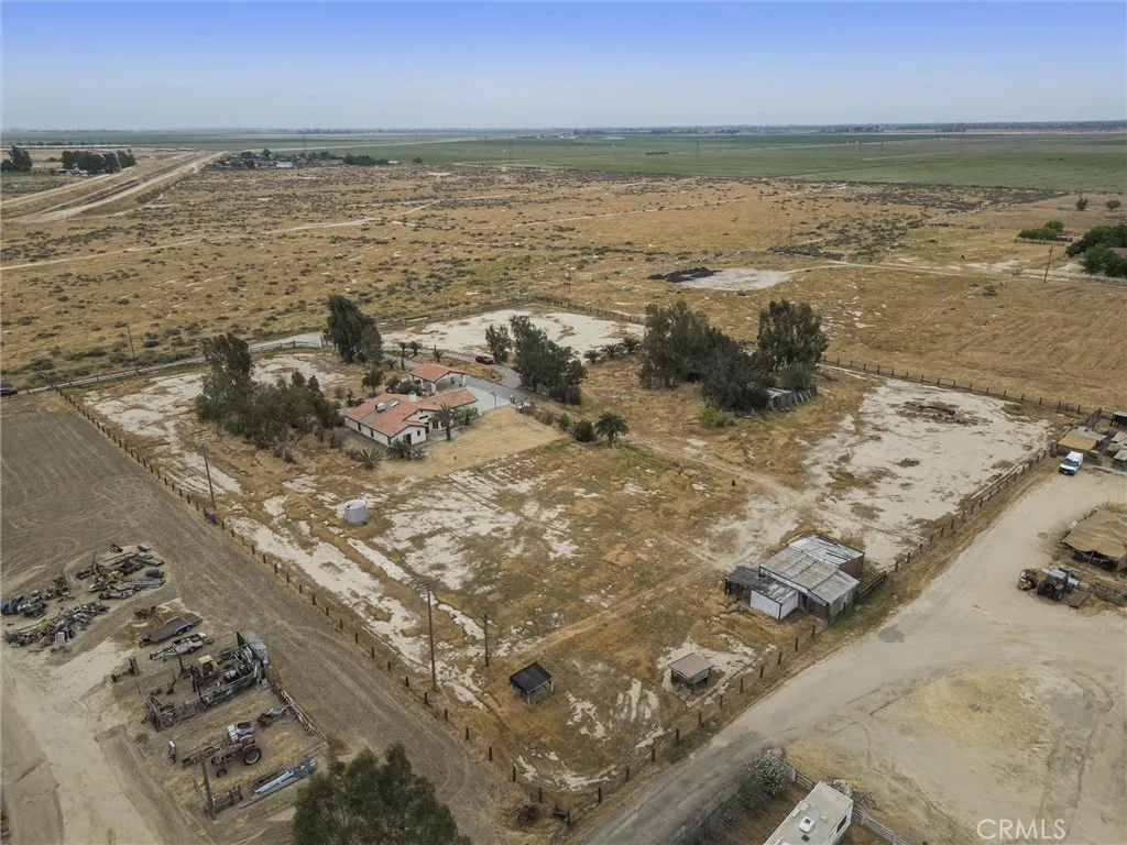 Additional image 73 of 5504 E White Lane, Bakersfield, CA 93307