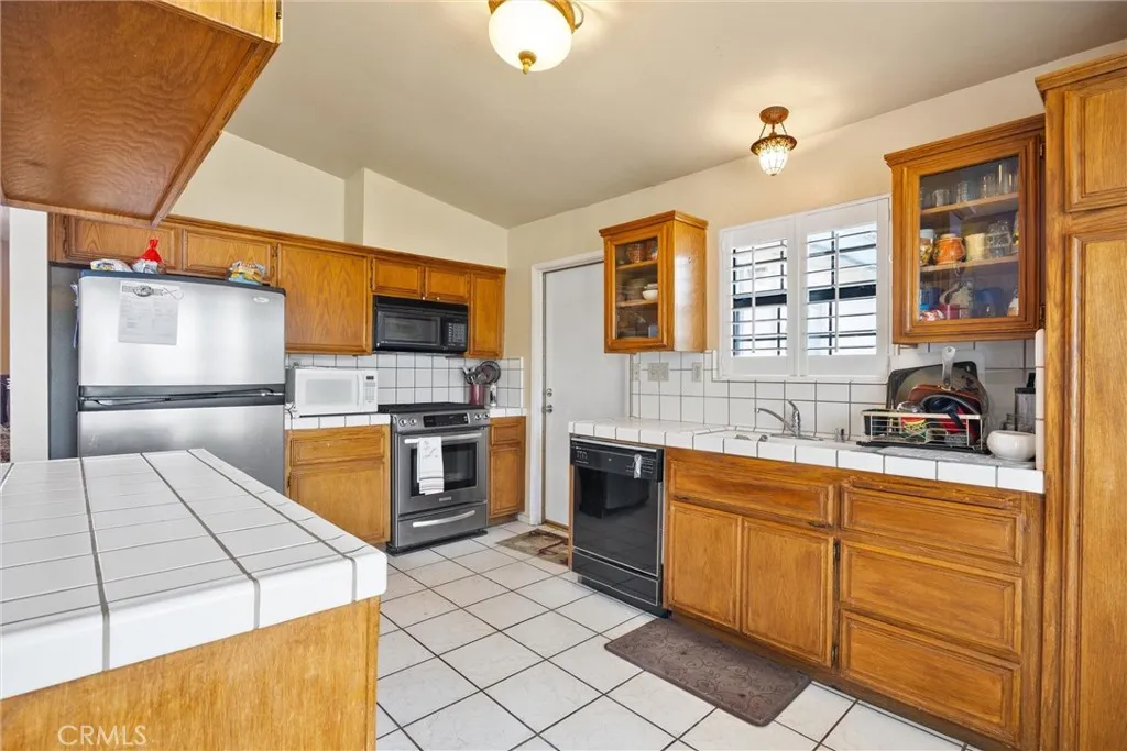 Additional image 49 of 5504 E White Lane, Bakersfield, CA 93307