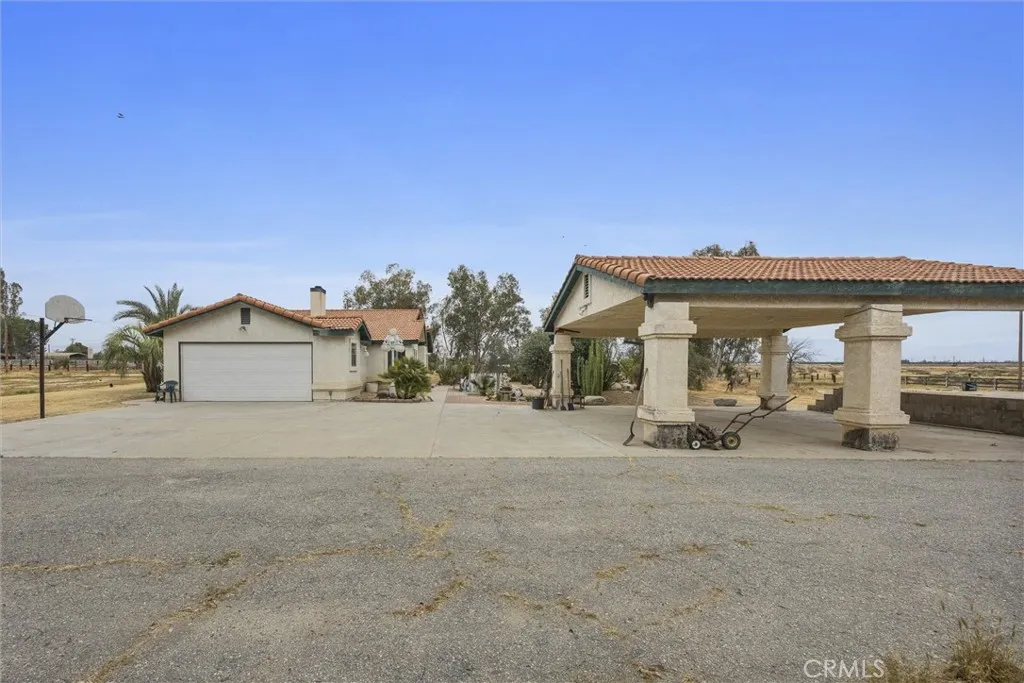 Additional image 68 of 5504 E White Lane, Bakersfield, CA 93307