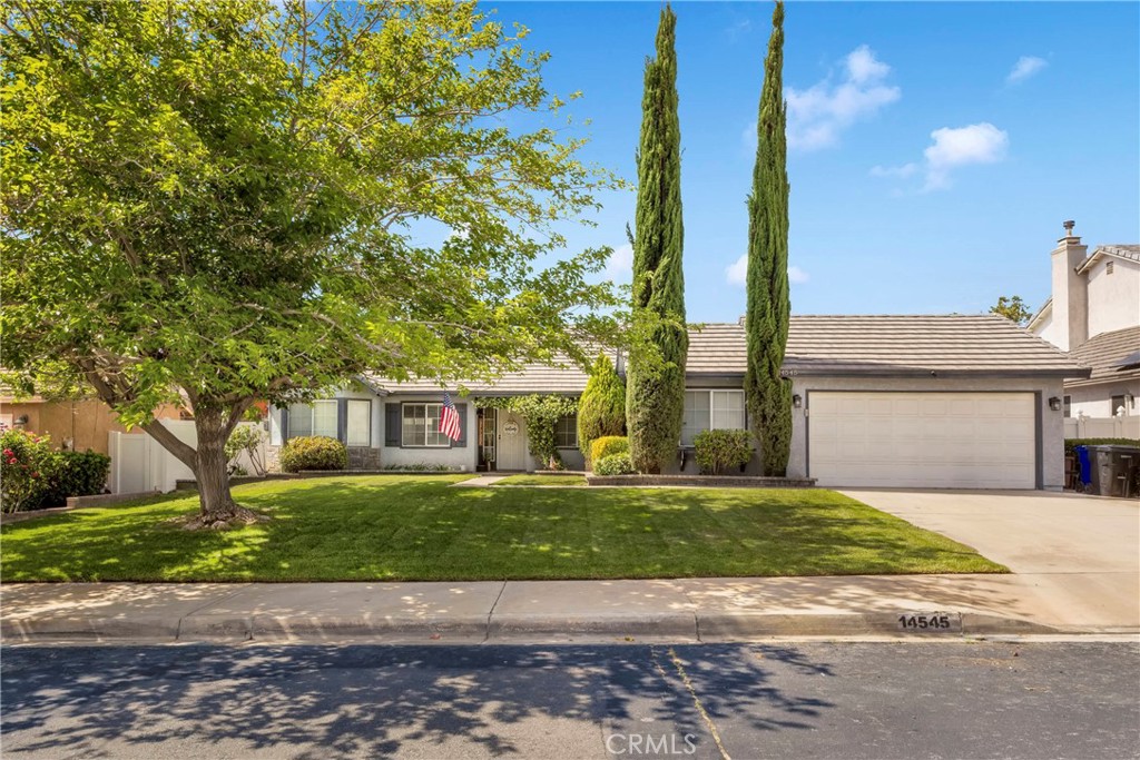 14545 Oak Branch Road, Victorville, CA 92392 - MLS#: HD23096498