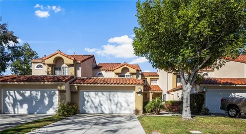 4 Vista Niguel Unit 19, Laguna Niguel, CA MLS: OC25063303
