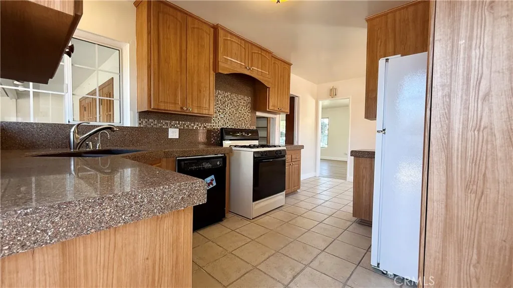 Additional image 12 of 1048 E 45th Way, Long Beach, CA 90807