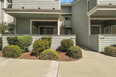 777 S Citrus Avenue Unit 107, Azusa, CA MLS: PW25077818
