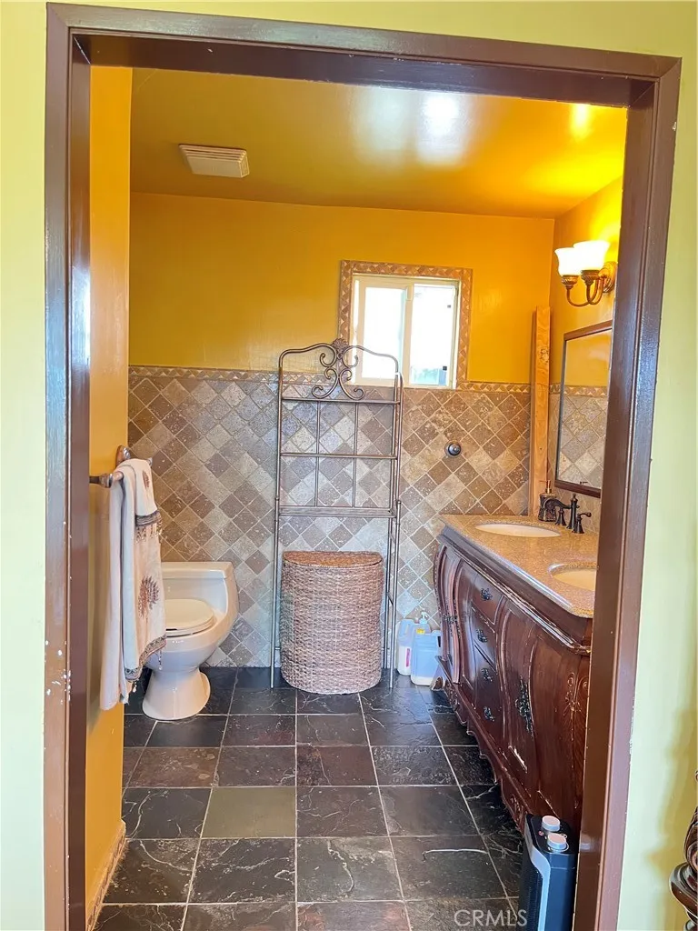 Additional image 61 of 6251 Chimineas Ave, Tarzana, CA 91335