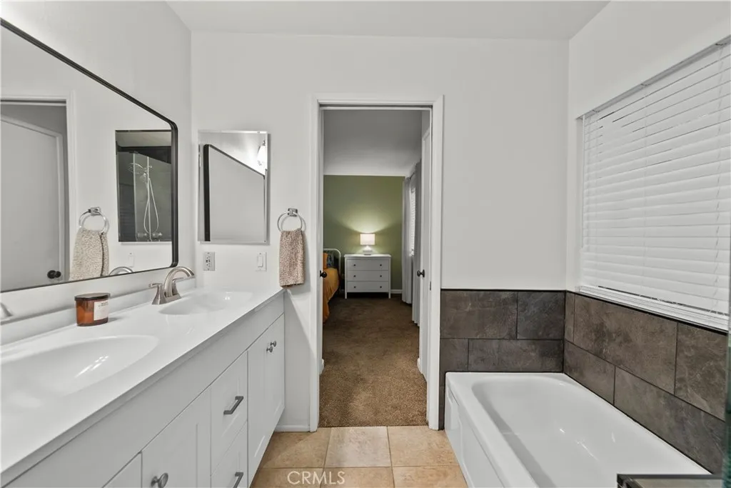 Additional image 57 of 24837 Apple Street Unit B, Newhall, CA 91321