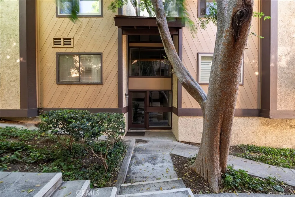 Additional image 31 of 24837 Apple Street Unit B, Newhall, CA 91321