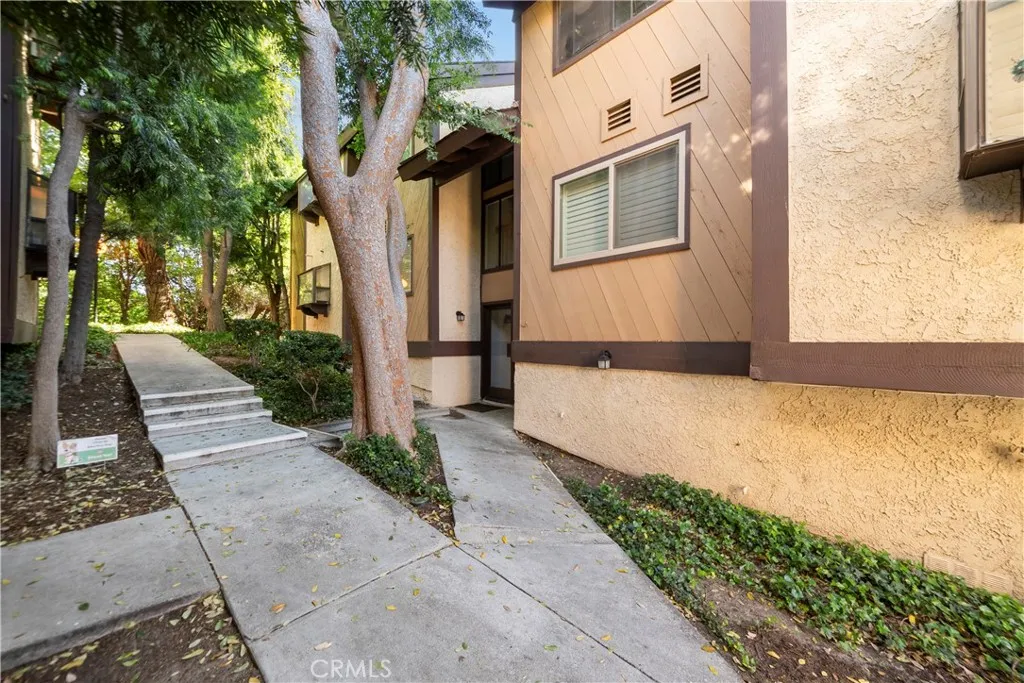 Additional image 30 of 24837 Apple Street Unit B, Newhall, CA 91321