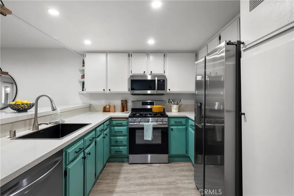 Additional image 9 of 24837 Apple Street Unit B, Newhall, CA 91321