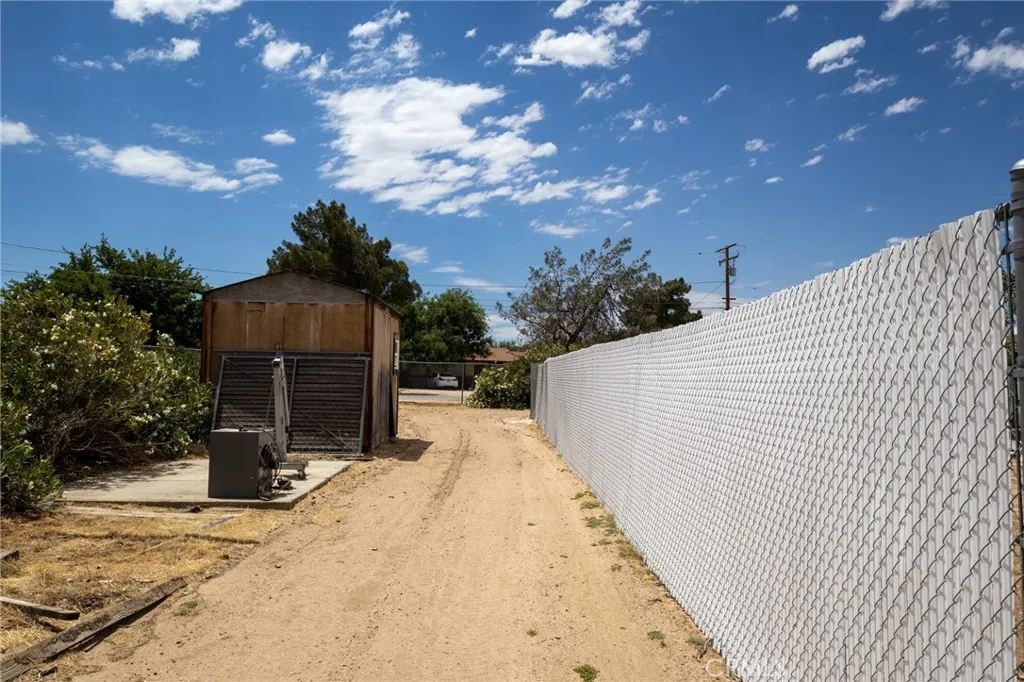 Additional image 73 of 18845 Madrone St, Hesperia, CA 92345