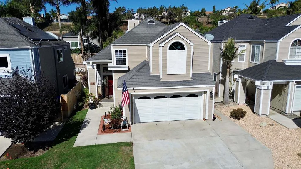 1724 Avenida De Suenos, Oceanside, CA 92056