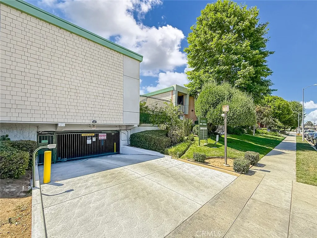 Additional image 95 of 5301 Balboa Boulevard Unit A3, Encino, CA 91316