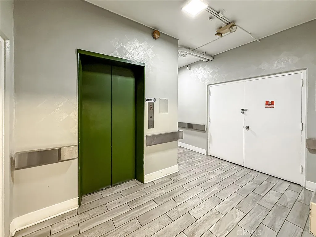 Additional image 92 of 5301 Balboa Boulevard Unit A3, Encino, CA 91316