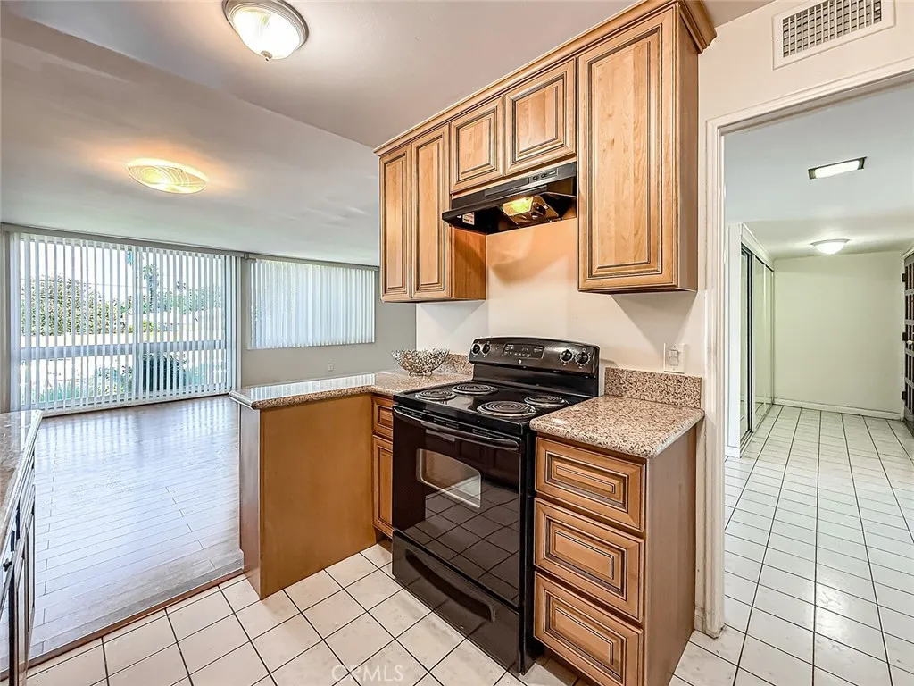 Additional image 71 of 5301 Balboa Boulevard Unit A3, Encino, CA 91316