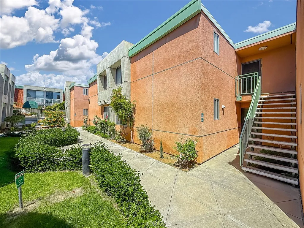 Additional image 81 of 5301 Balboa Boulevard Unit A3, Encino, CA 91316