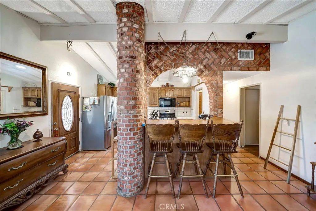 Additional image 13 of 1617 Elizabeth Lake Rd, Palmdale, CA 93551