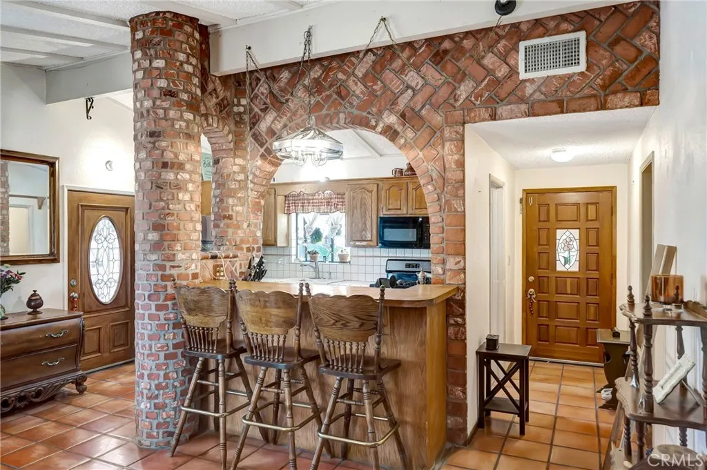 Additional image 12 of 1617 Elizabeth Lake Rd, Palmdale, CA 93551