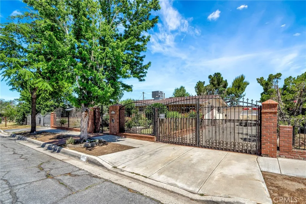 Additional image 7 of 1617 Elizabeth Lake Rd, Palmdale, CA 93551