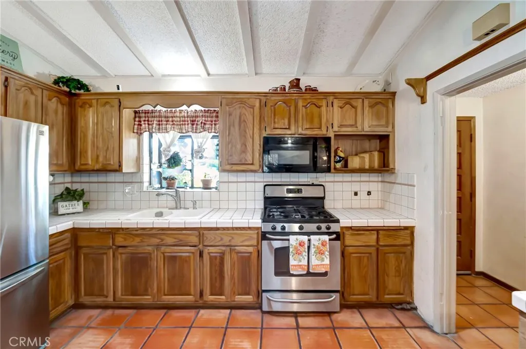 Additional image 59 of 1617 Elizabeth Lake Rd, Palmdale, CA 93551