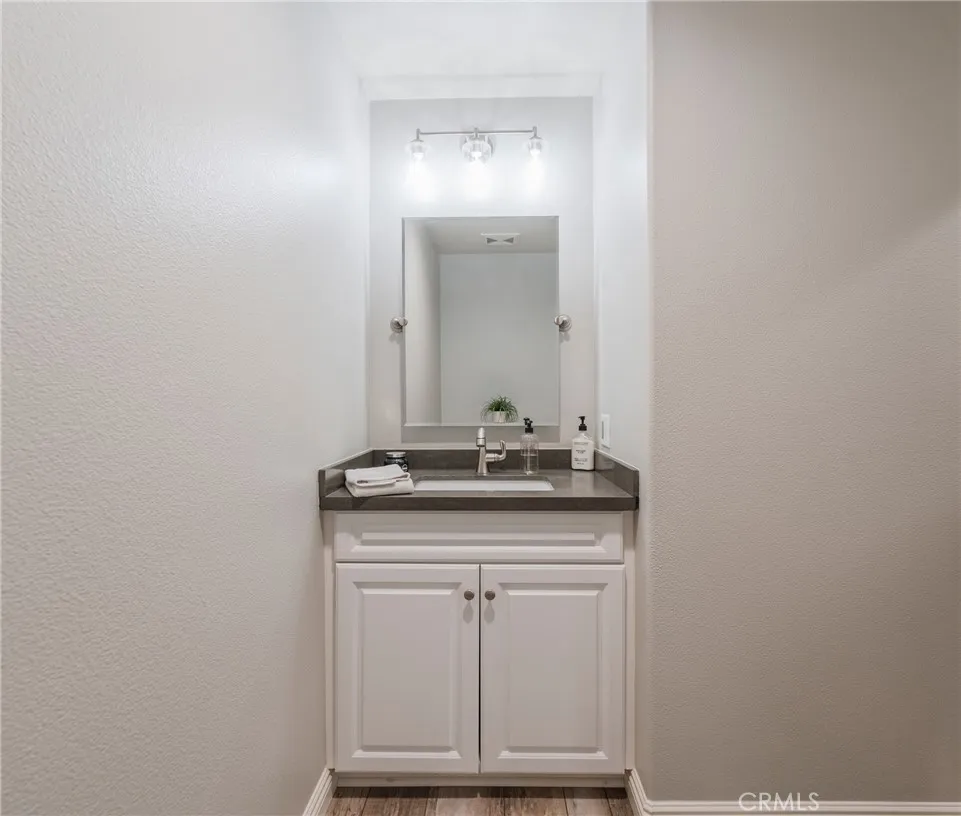 Additional image 65 of 585 S Kroeger St, Anaheim, CA 92805